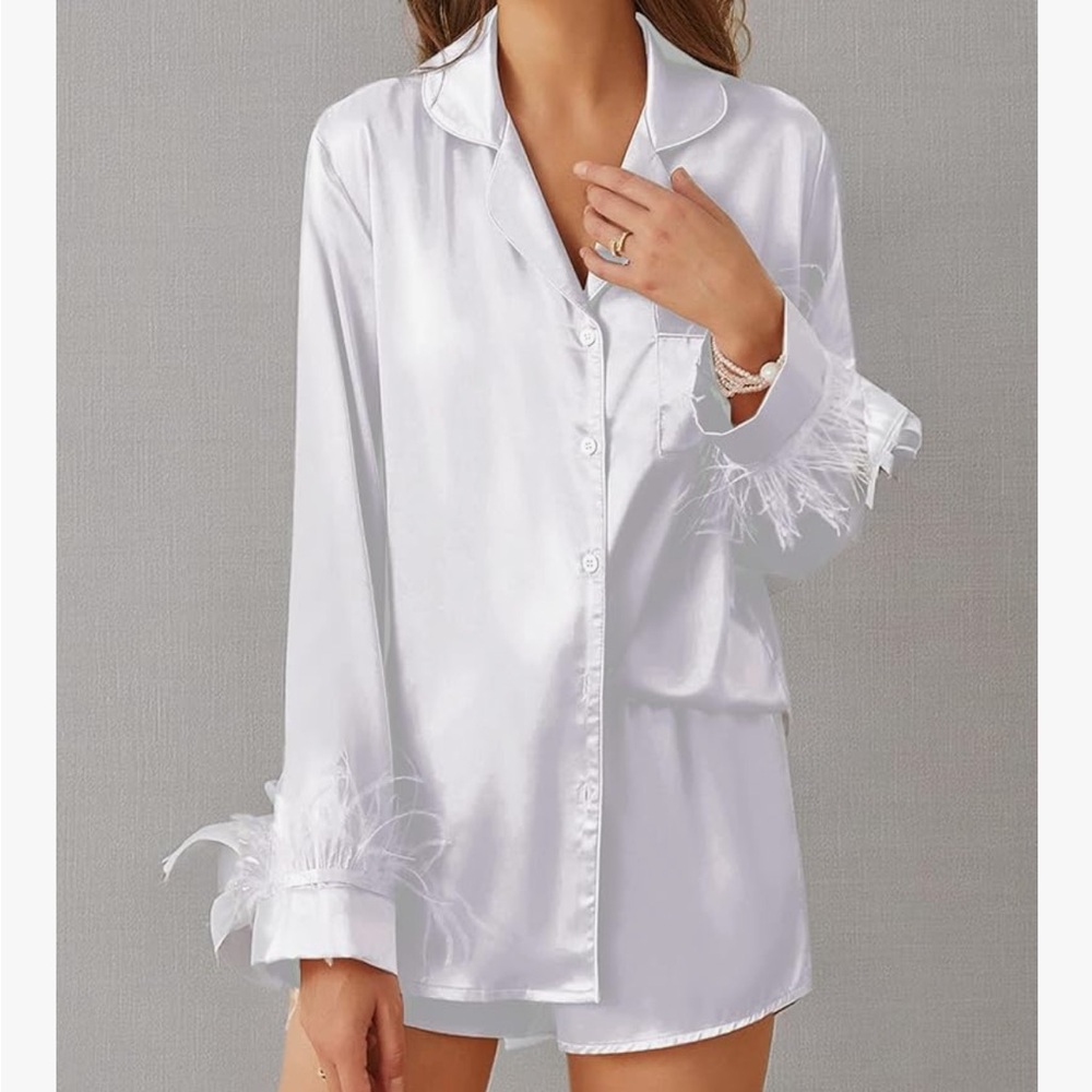 Women’s Bridal Feather Trim Pajamas
